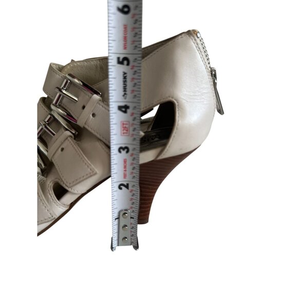 MICHAEL KORS Cream Leather Buckle Heels Sandals Size 6.5 - Picture 8 of 10